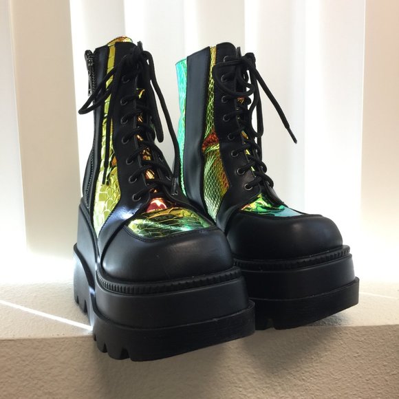 PRE LOVED - Radioactive Platform Boots BLK/7 - SH260 - Picture 3 of 11